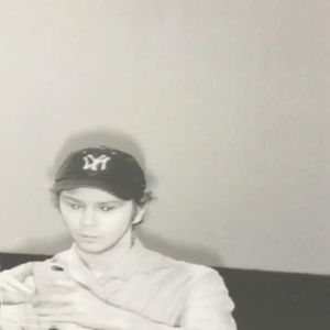 Meet your Posher, Robby